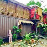 eco-chic-jungle-beach-house-feature